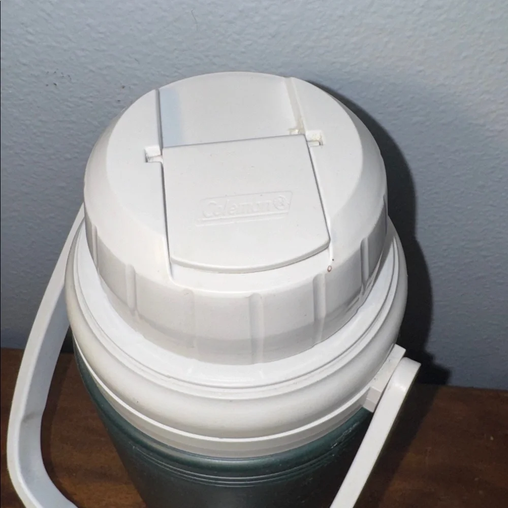 Vintage Coleman Model 5542 1/3 Gallon Water Jug Cooler Moveable Handle - Picture 2 of 5